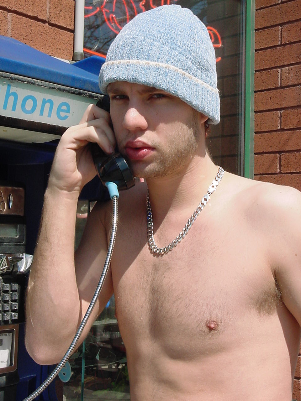 kevanphone4.jpg